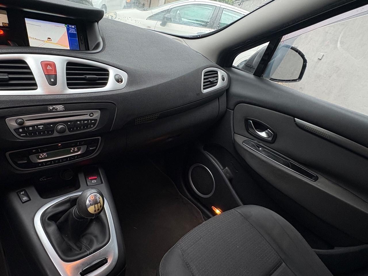 Renault Scenic Scénic X-Mod 1.5 dCi 110CV Luxe
