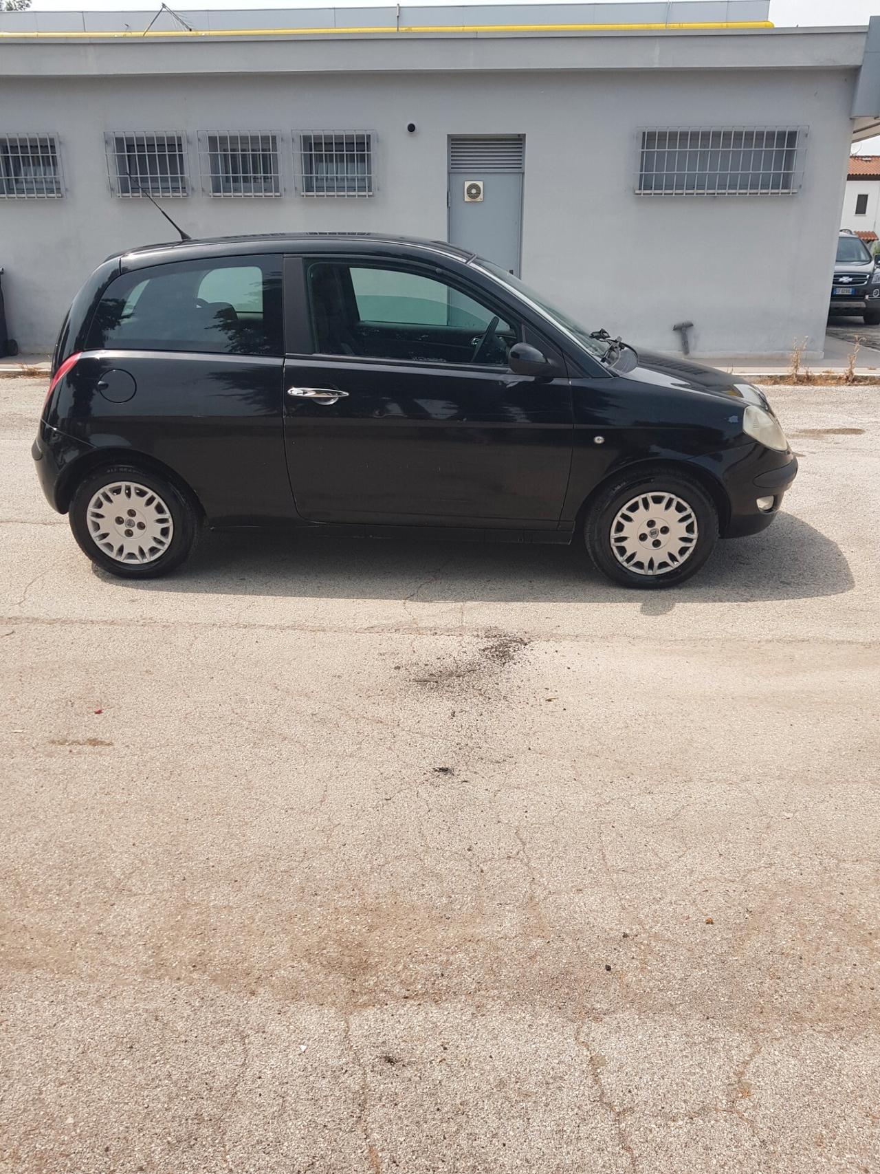 Lancia Ypsilon 1.3 MJT 75 CV 2006