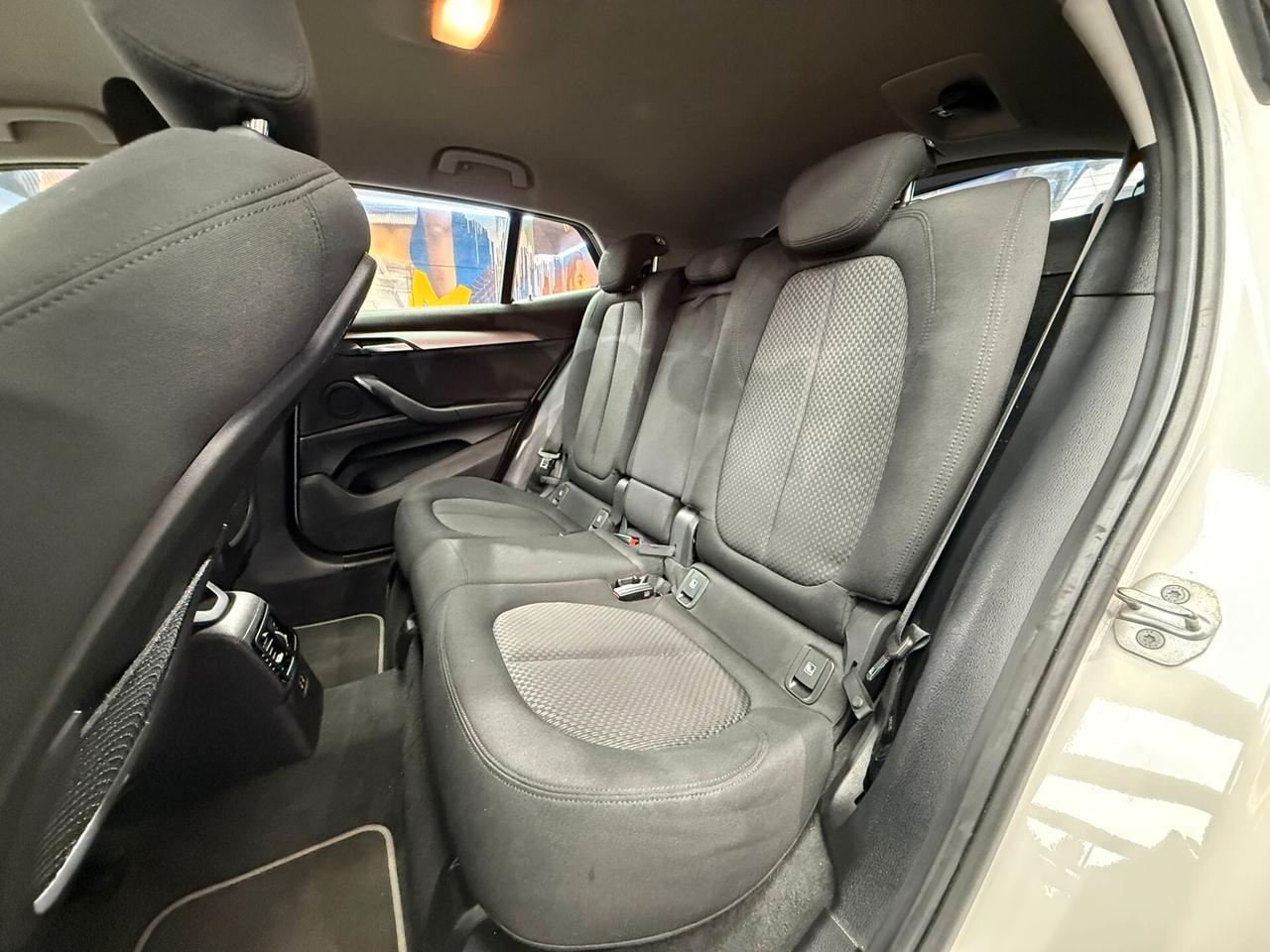 Bmw X2 sDrive16d (680)