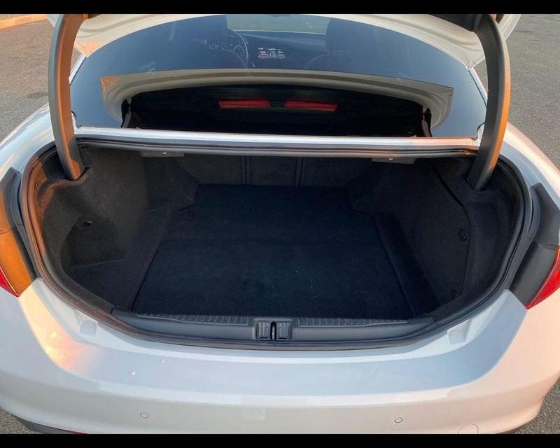 Alfa Romeo Giulia 2020 2.2 t Rosso Edizione 160cv auto