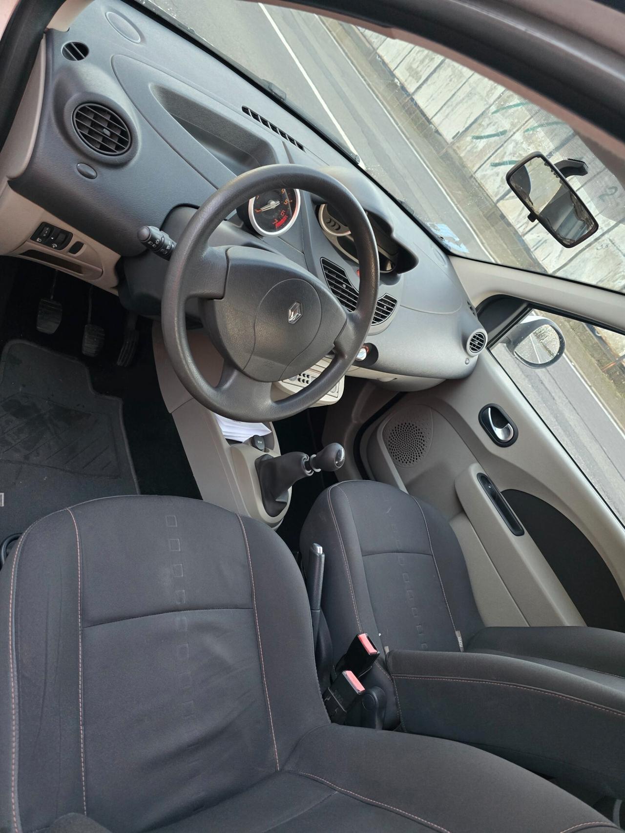 Renault Twingo 1.2 8V UNICO PROP 35KM