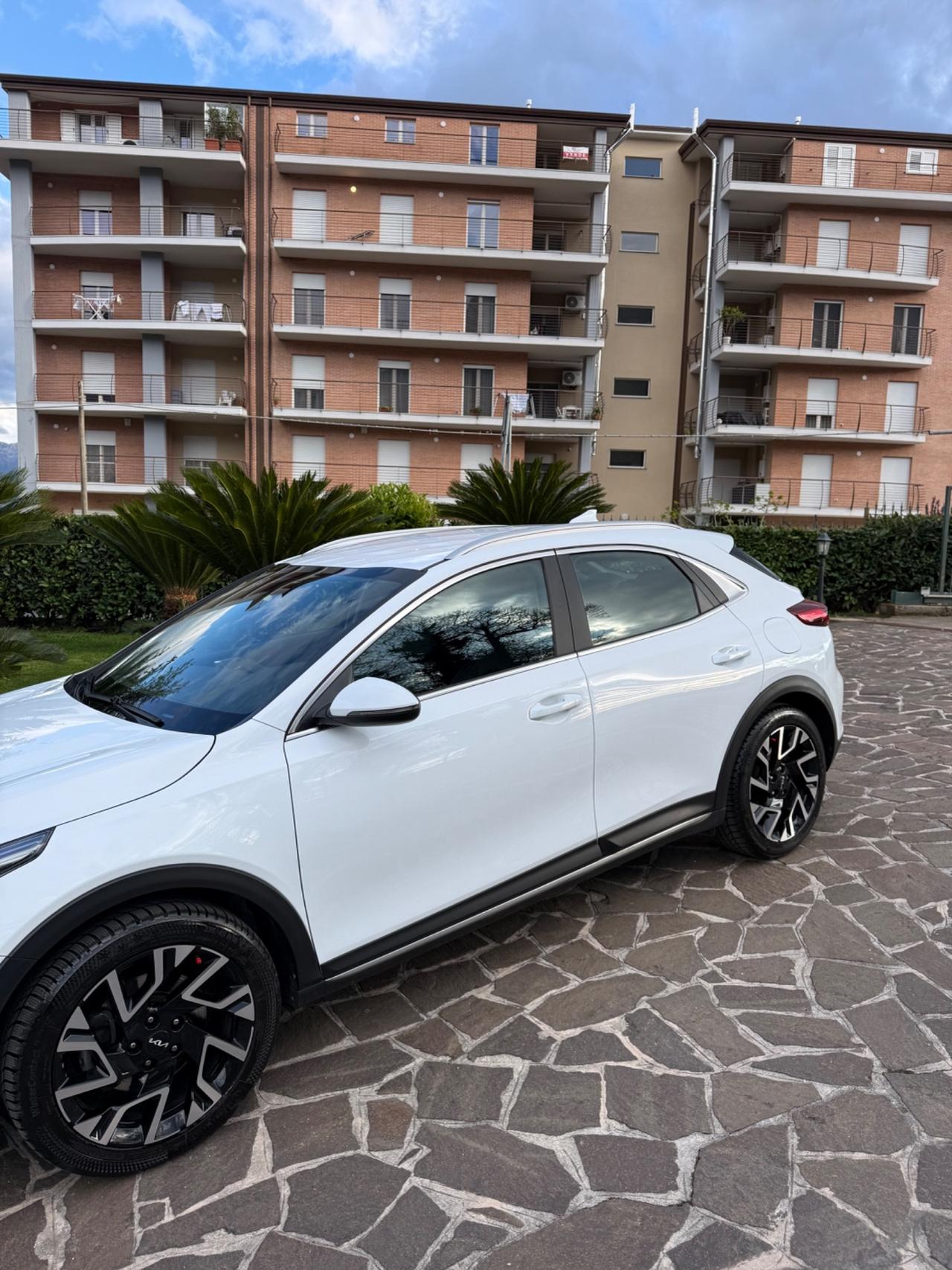 Kia XCeed 1.6 CRDi 136 CV uno proprietario 27/12/2022