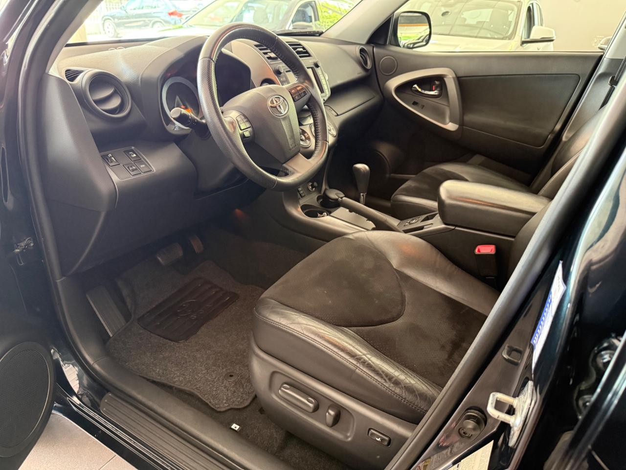 Toyota RAV 4 RAV4 Crossover 2.2 D-Cat A/T 150 CV Executive