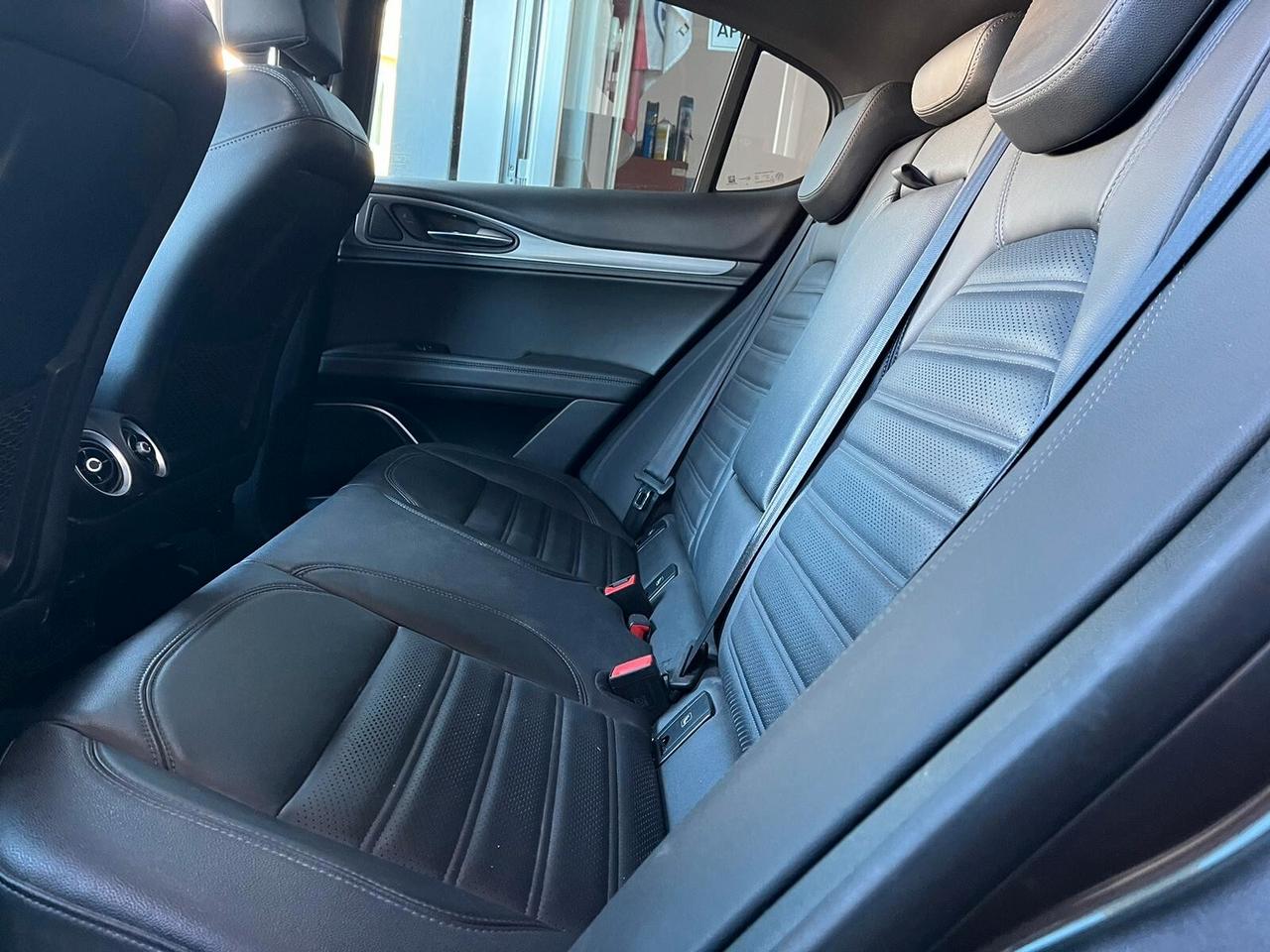 Alfa Romeo Stelvio 2.2 210 CV AT8 Q4 Veloce