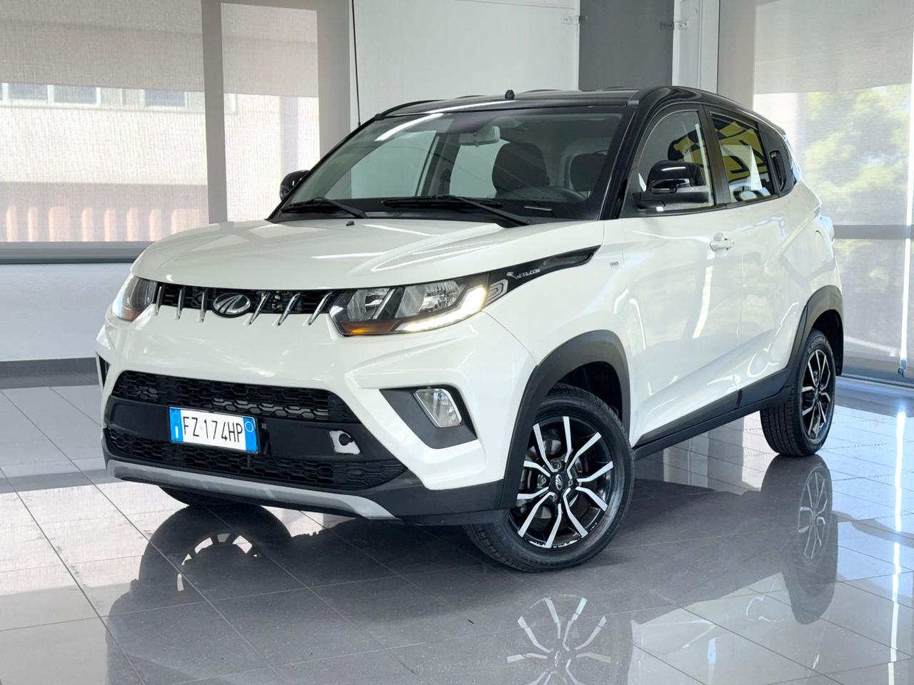Mahindra KUV100 K6+ 1.2 VVT #6992