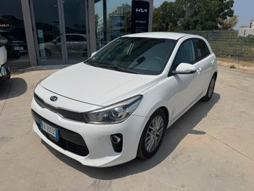 KIA RIO 1.4 CRDI 90CV DIESEL RETROCAMERA SENSORI DI PARCHEGGIO