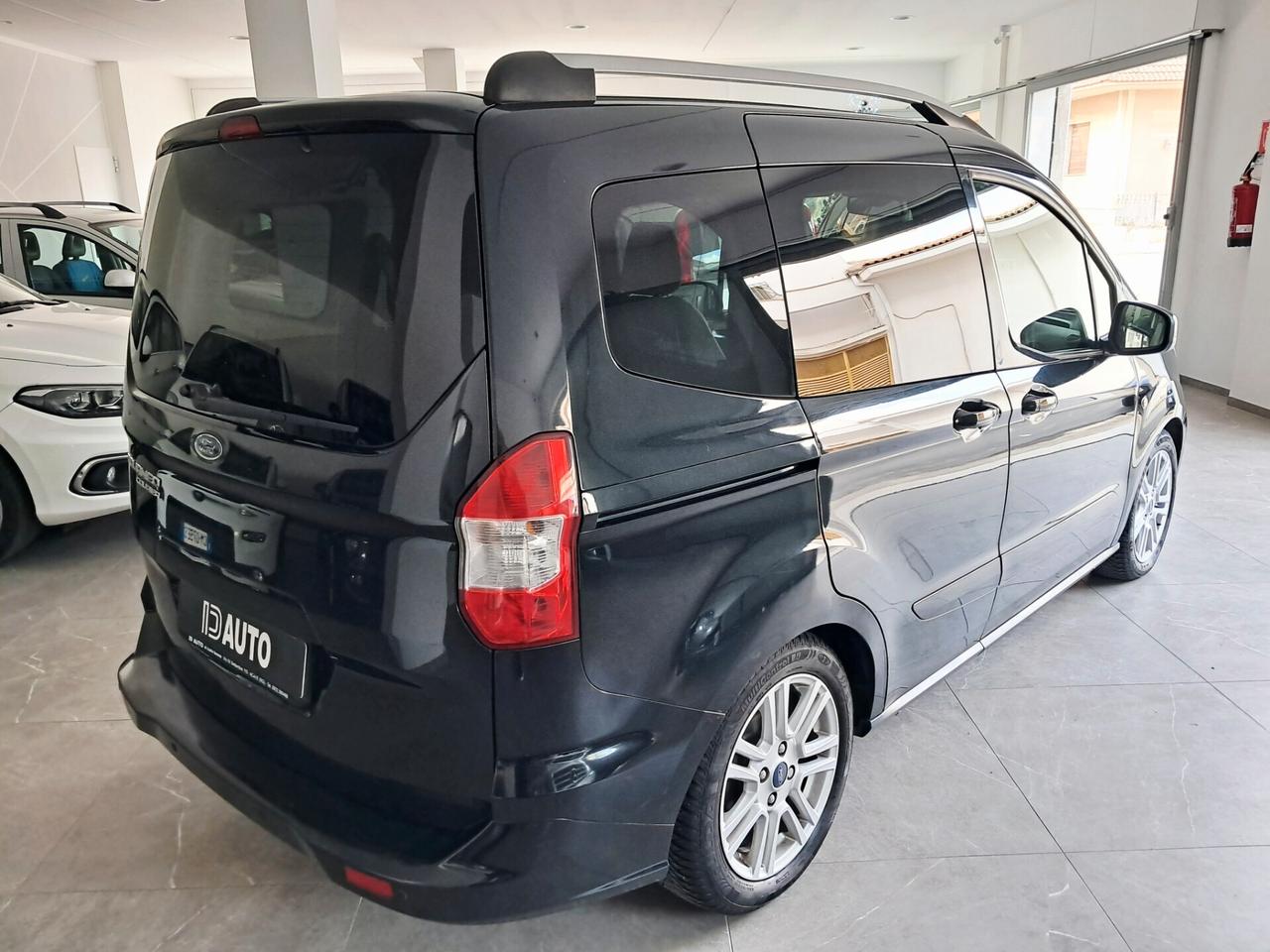 Ford Tourneo Courier 1.5 TDCI 75 CV