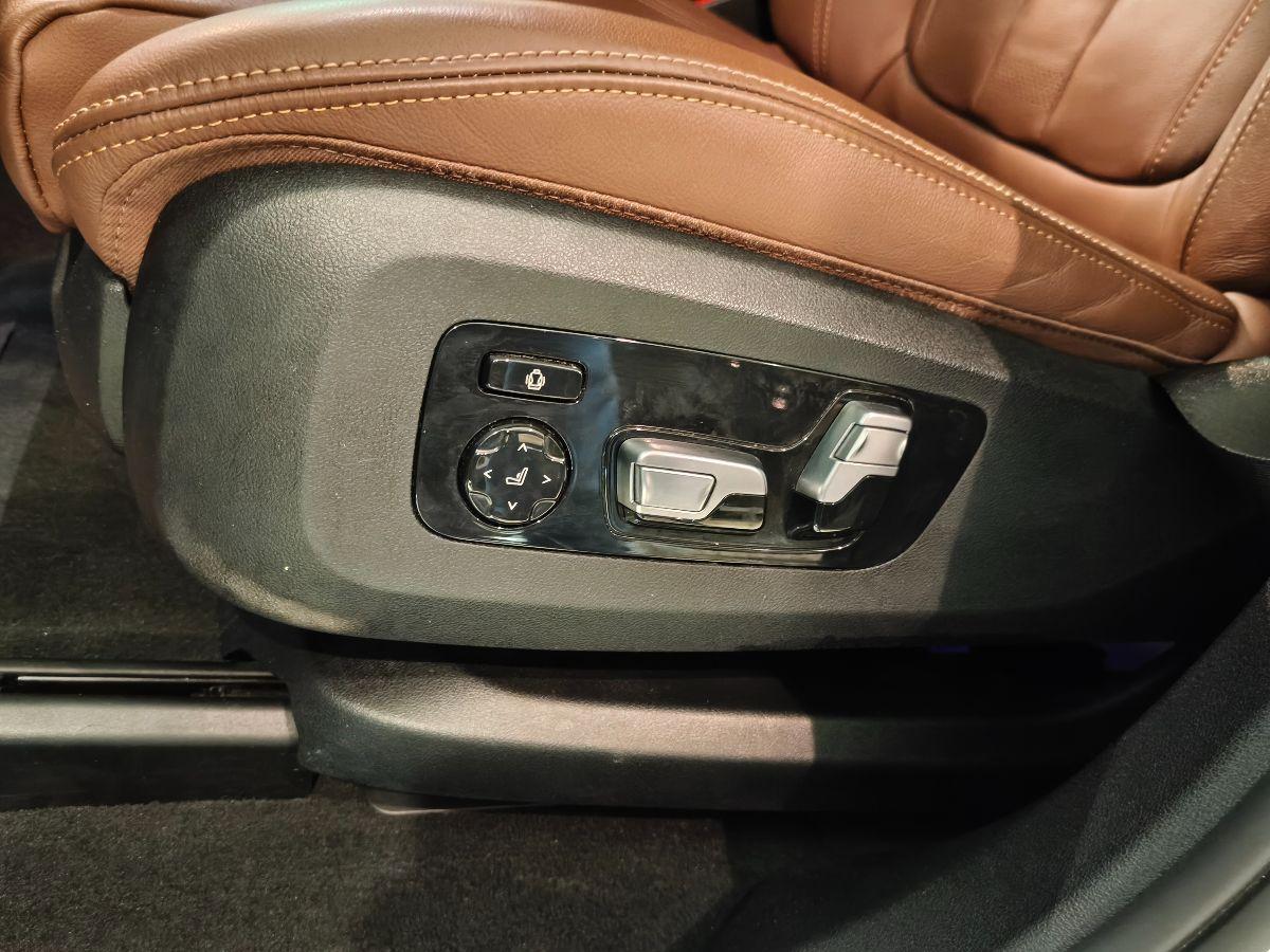 BMW X6 xDrive30d 48V Msport Cerchi 22