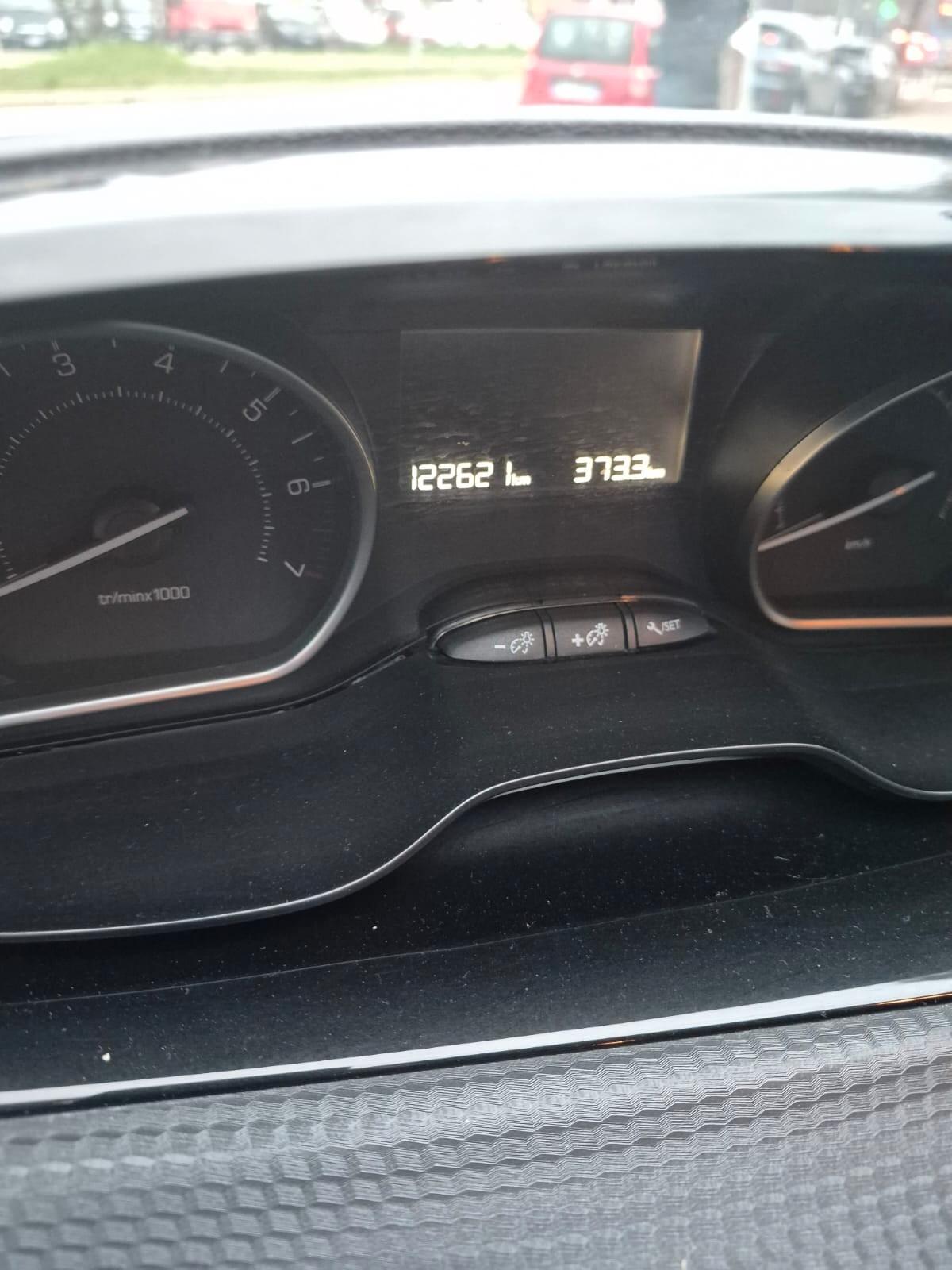 Peugeot 2008 PureTech 82 Allure