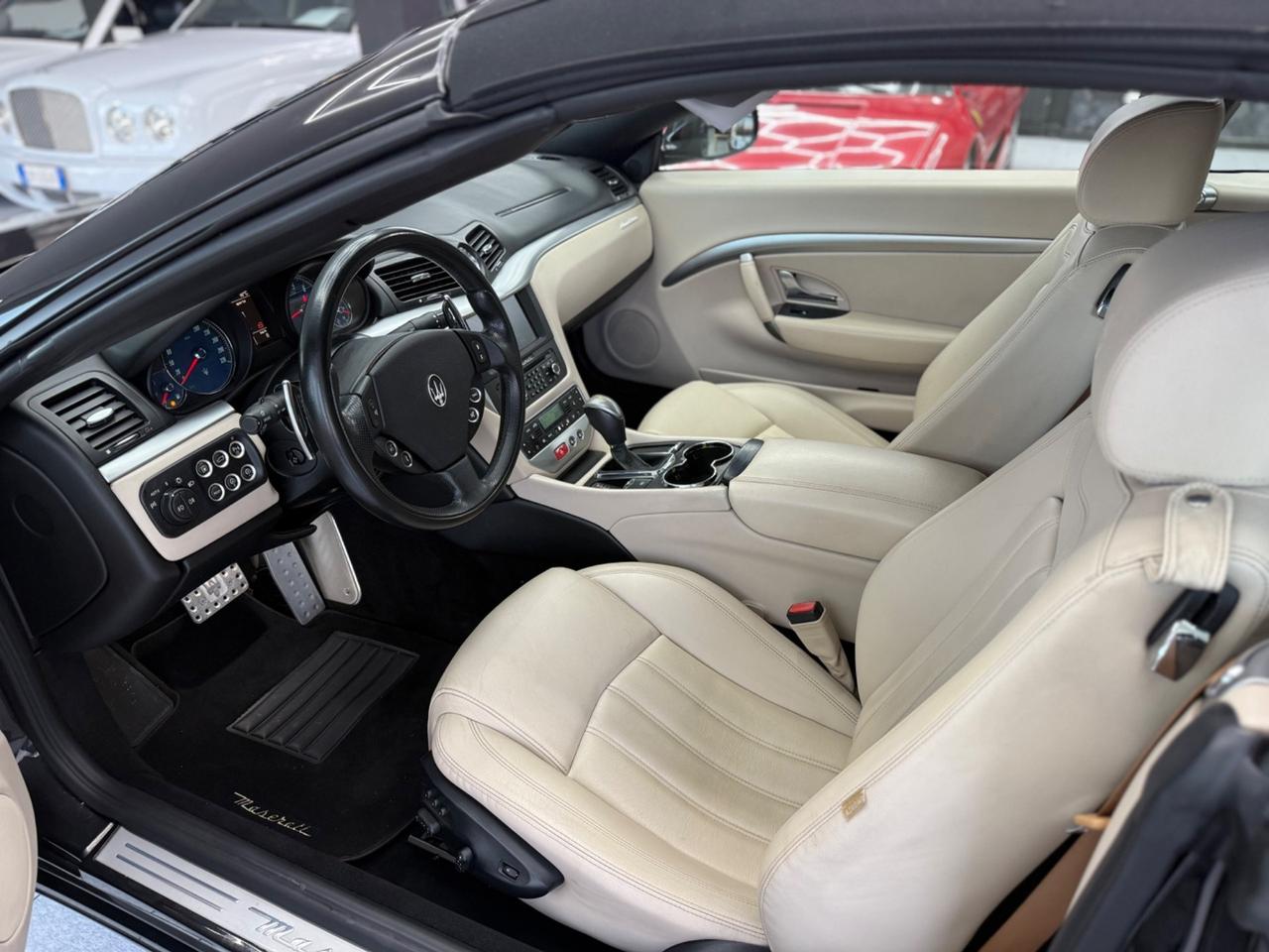 Maserati GranCabrio 4.7 V8