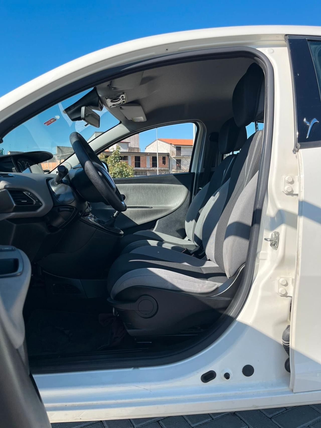 Lancia Ypsilon 1.3 Mltj CONDIZIONI DA VETRINA!