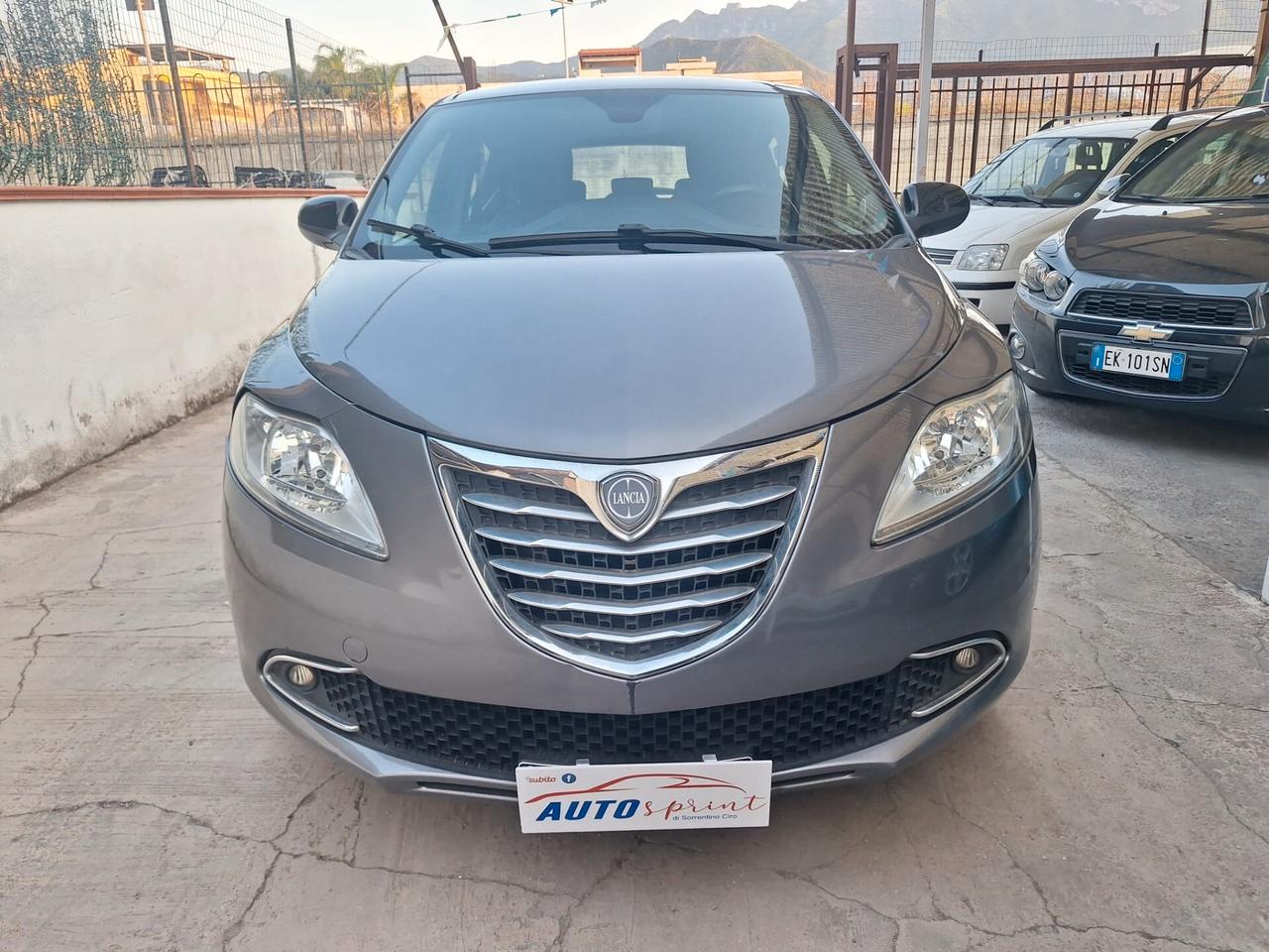 Lancia Ypsilon 1.2 69 CV 5 porte GPL Ecochic Gold