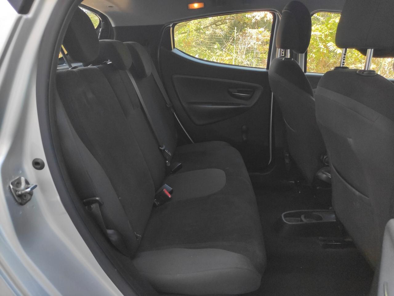 Lancia Ypsilon 1.3 MJT 16V 5 porte