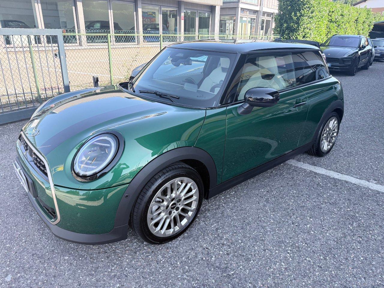 Mini Cooper 3 Porte C Favoured 1.5 Auto