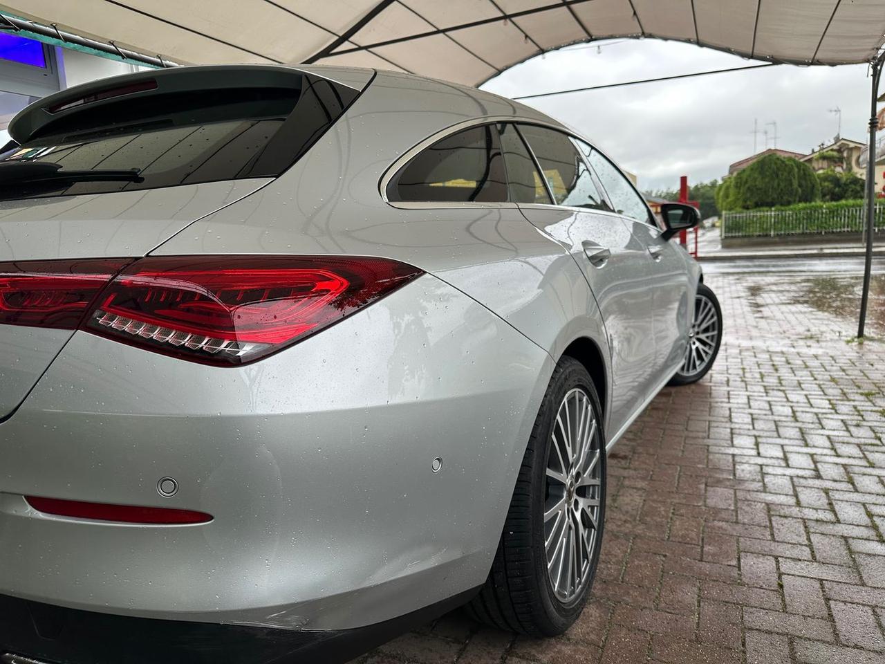 Mercedes-Benz CLA 180 Sport CLA 180 D