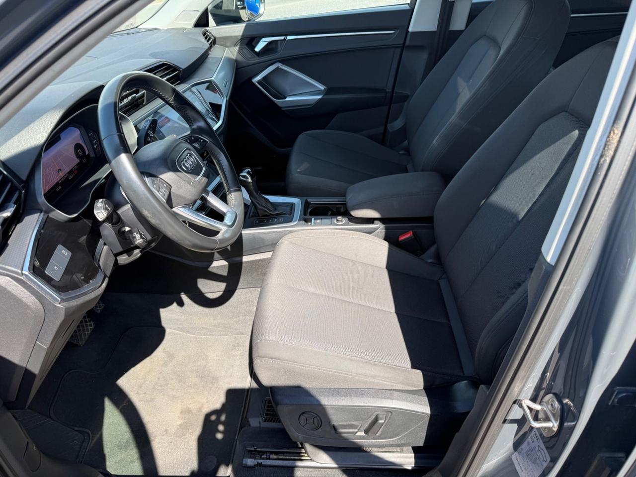 Audi Q3 40 TFSI quattro S tronic Business Advanced