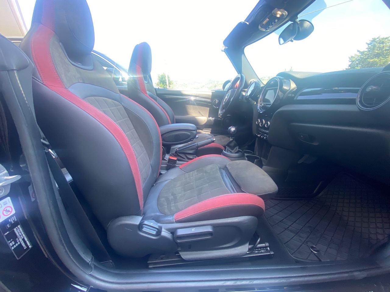 Mini Cooper D Cabrio 1.5 boost 116cv **Pack John Cooper Works**