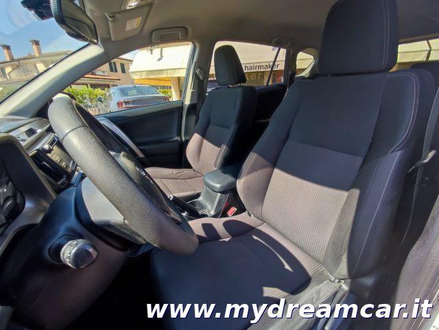 TOYOTA RAV 4 MY23 RAV4 2.2 D-4D 150 CV Lounge