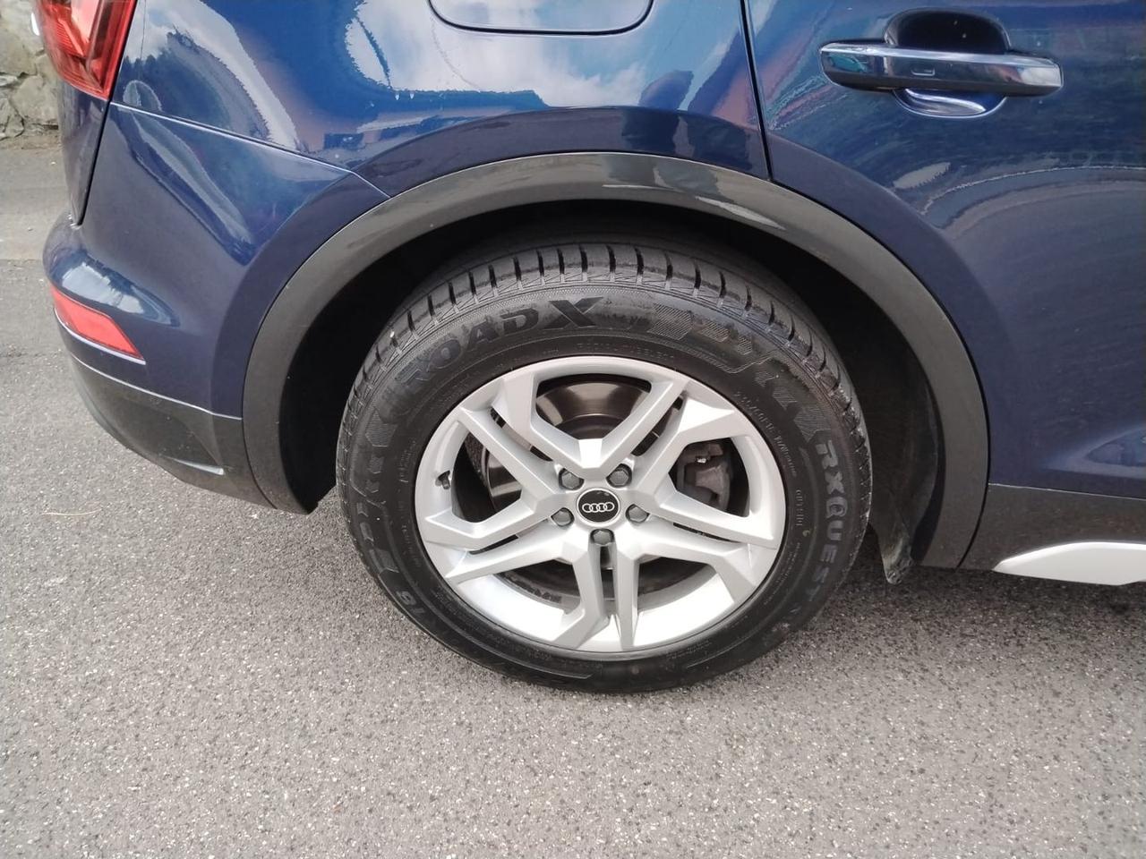 Audi Q5 Business Advanced 2.0 35 TDI MHEV #5442