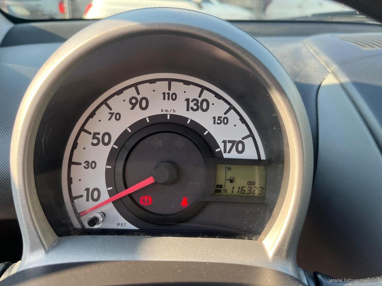 TOYOTA Aygo 1.0 VVT-i 5p. Sol PER NEOPATENTATI