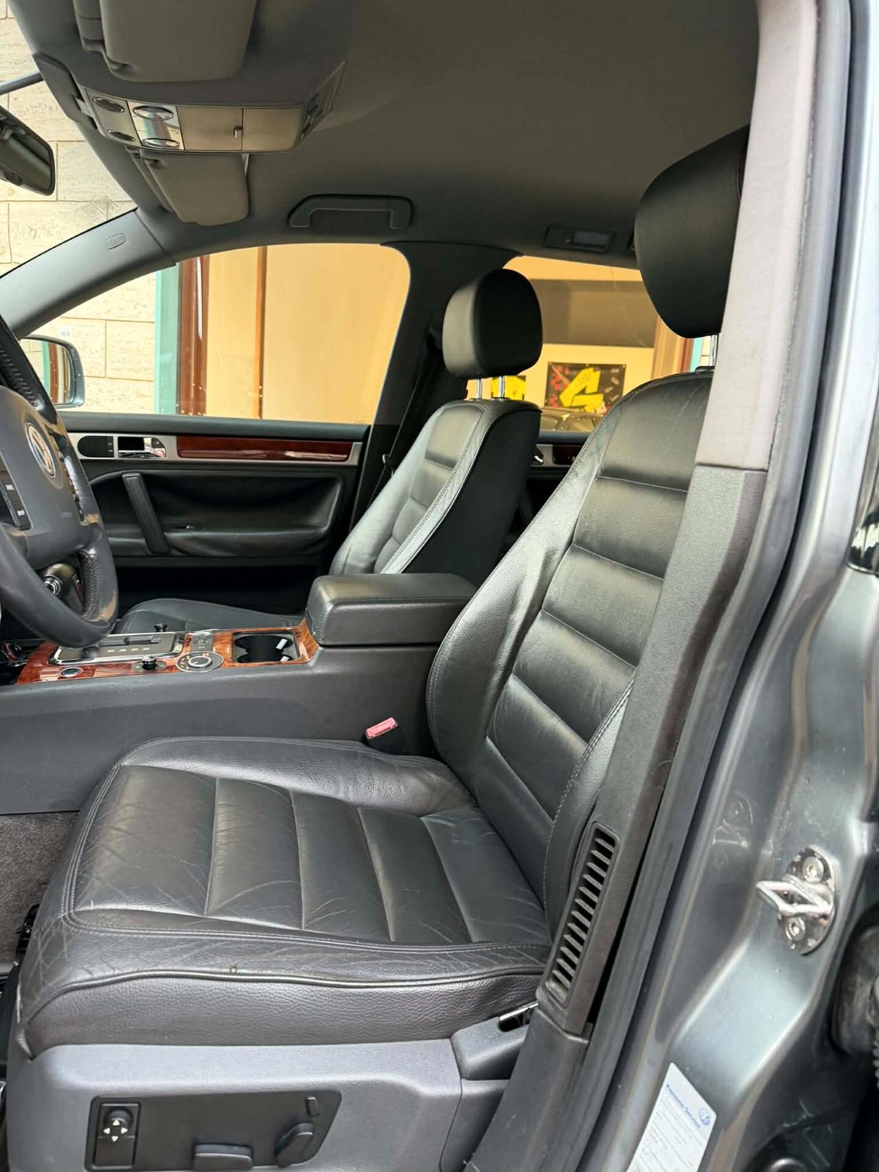 Volkswagen Touareg 5.0 V10 TDI tiptronic