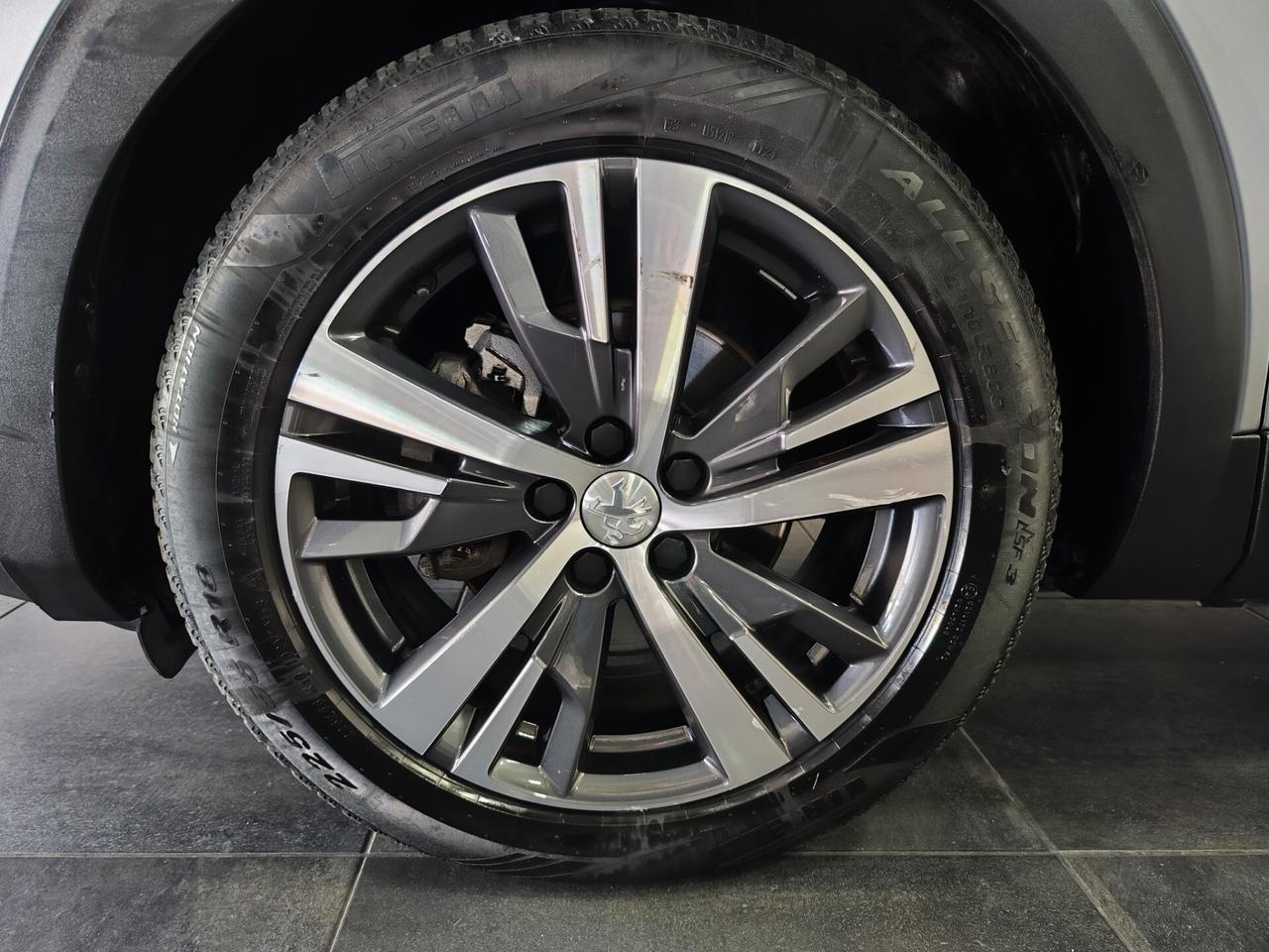 Peugeot 3008 BlueHDi 130 S&S EAT8 Allure