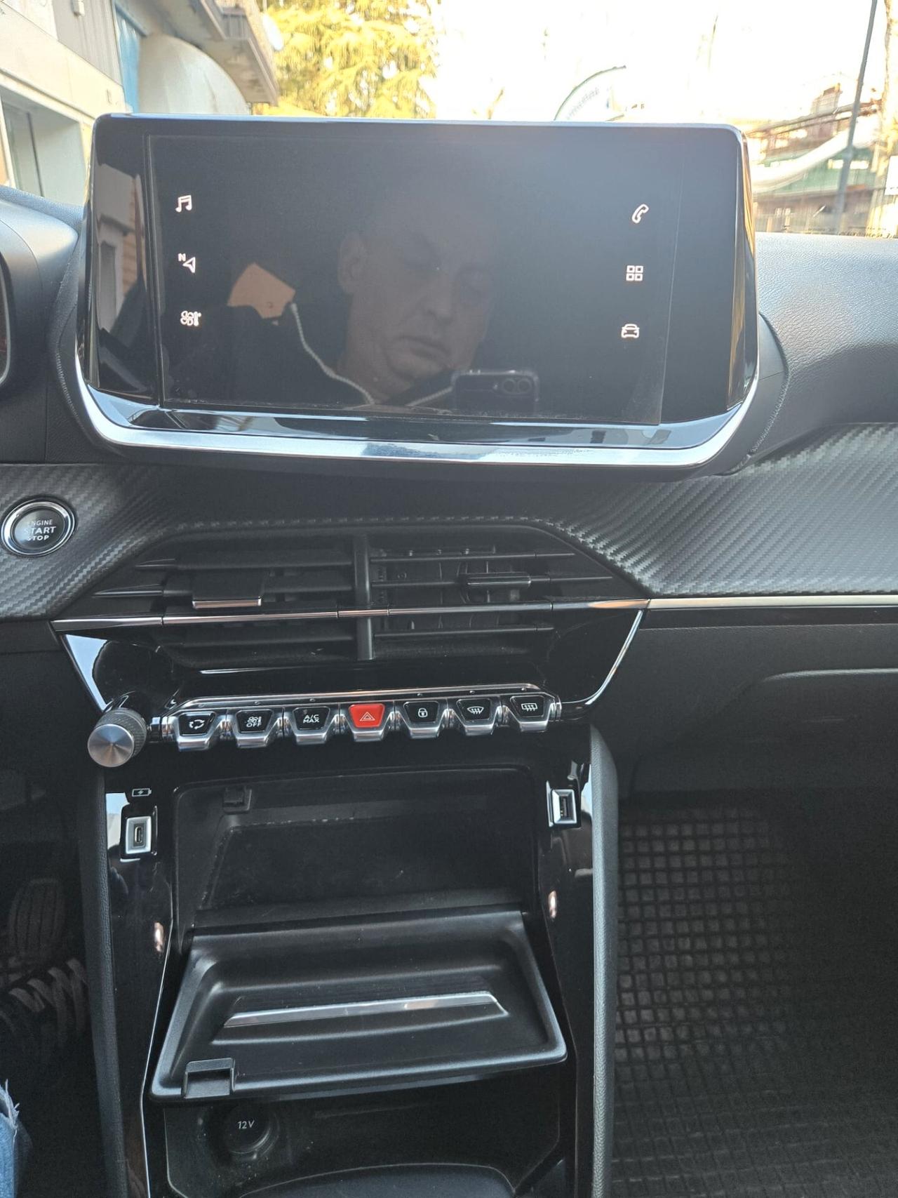 Peugeot 2008 BlueHDi 100 S&S Allure