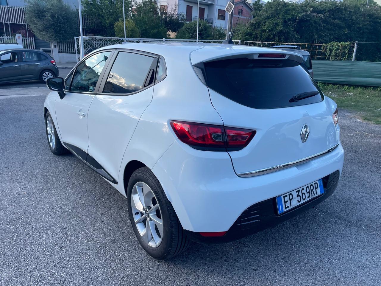 Renault Clio 1.2 16V 5 porte Dynamique