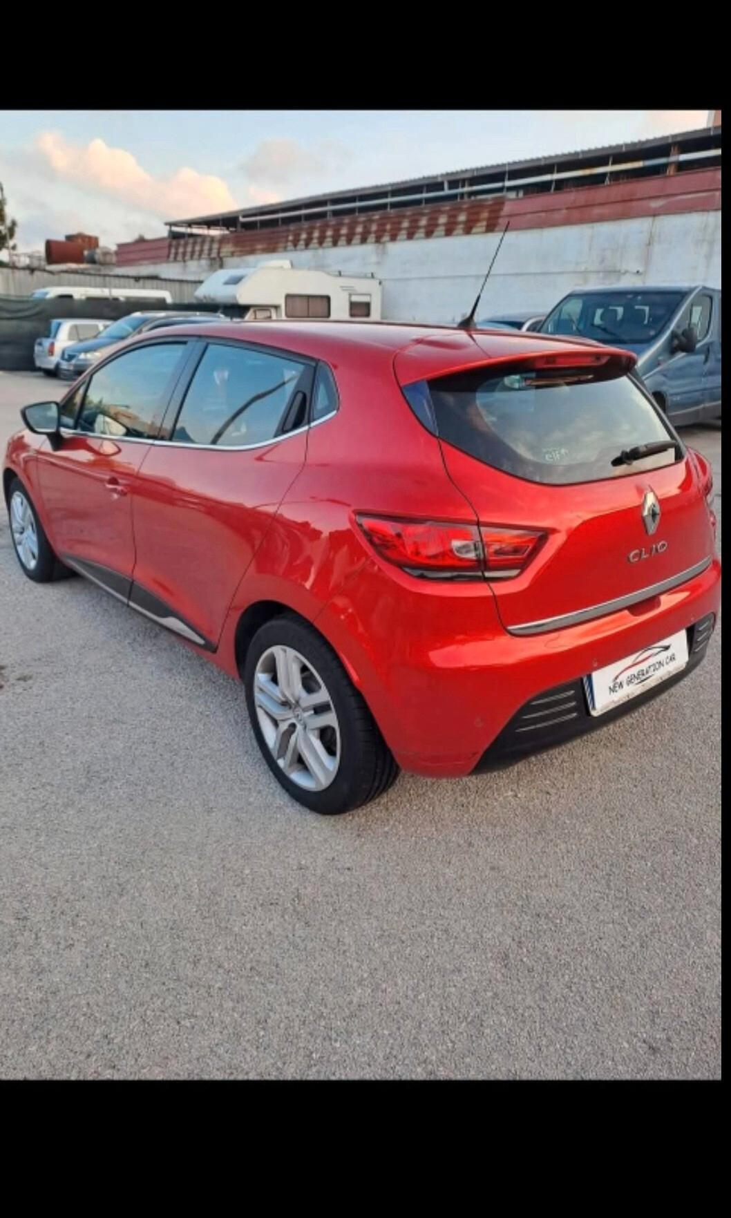 Renault Clio dCi 8V 75 CV 5 porte Duel