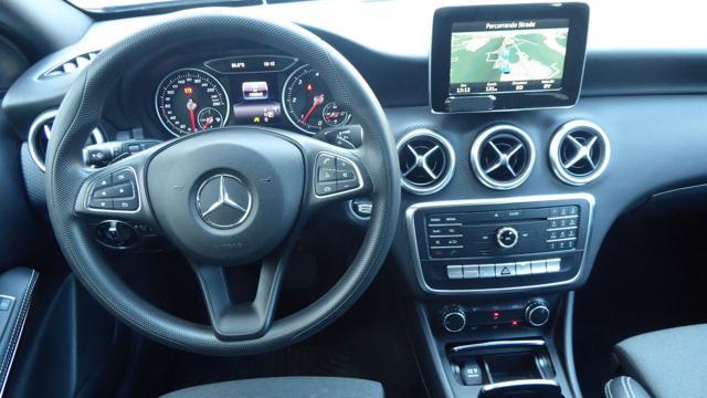 MERCEDES-BENZ A 160 d Automatic Business