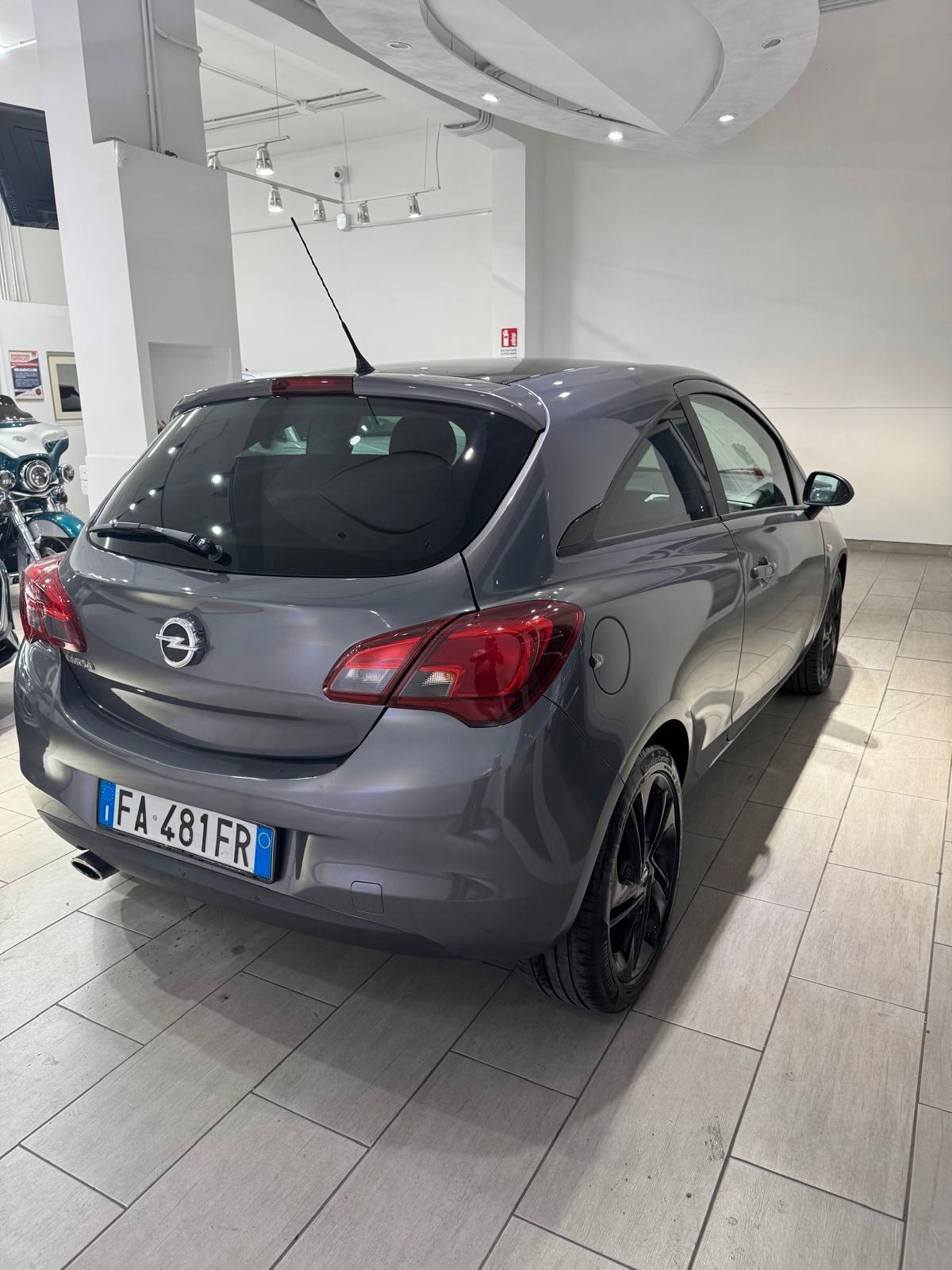 Opel Corsa 1.2 Coupé n-Joy
