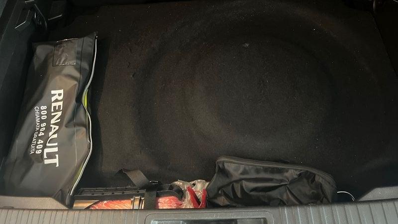 Renault Captur 1.6 E-TECH Hybrid RS Line Auto 145cv