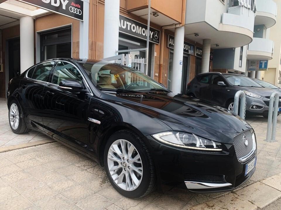 Jaguar XF 2.2 D 200 CV Premium Luxury