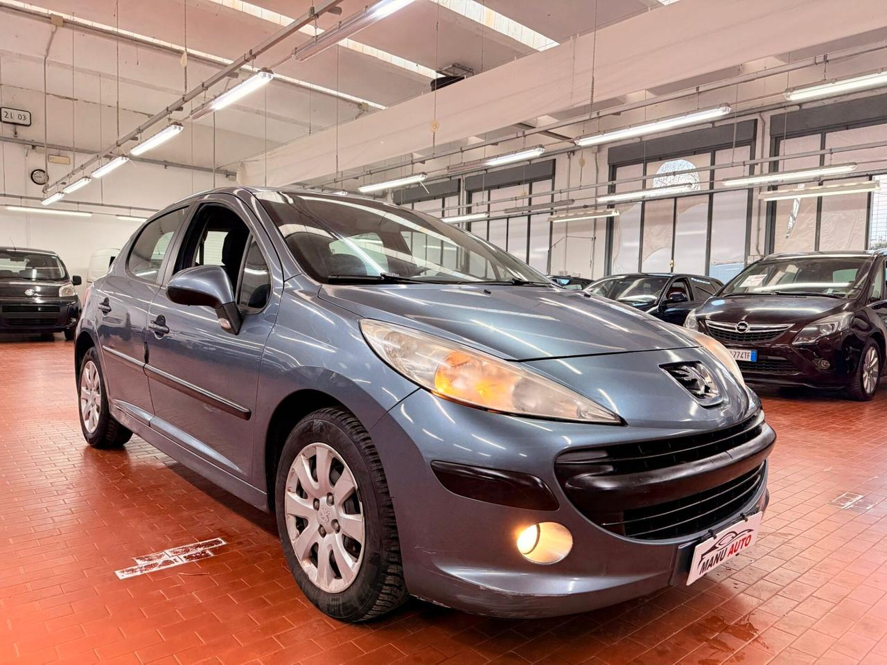 Peugeot 207 1.4 HDi 70CV 5p. Ok Neopatentati
