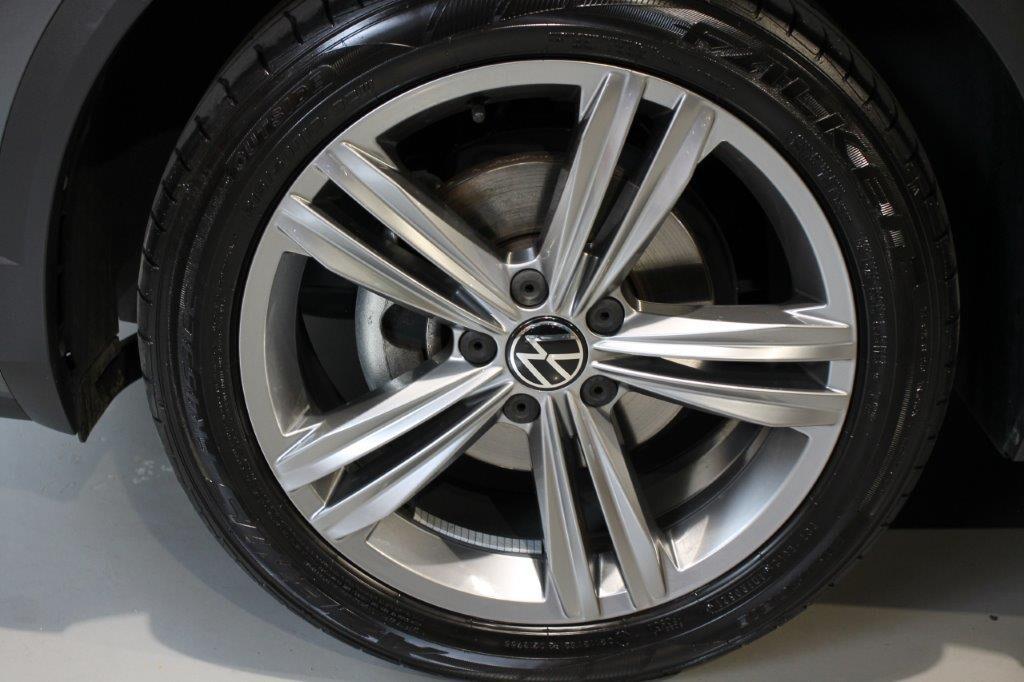 Volkswagen T-Roc 1.5 TSI ACT R LINE Sport BlueMotion Technology FULL KM 19700 ORIGINALI