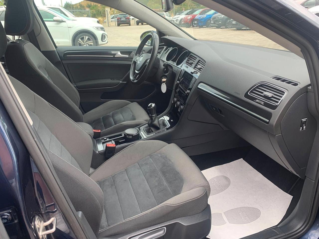 Volkswagen Golf 1.6 TDI Highline BMT SPORT 2013