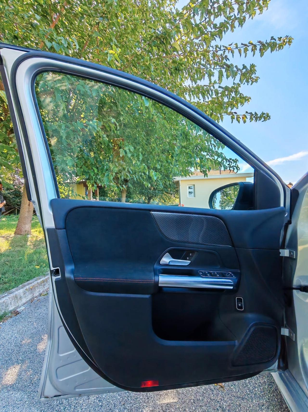 Mercedes-benz B 180 d Premium AMG Line