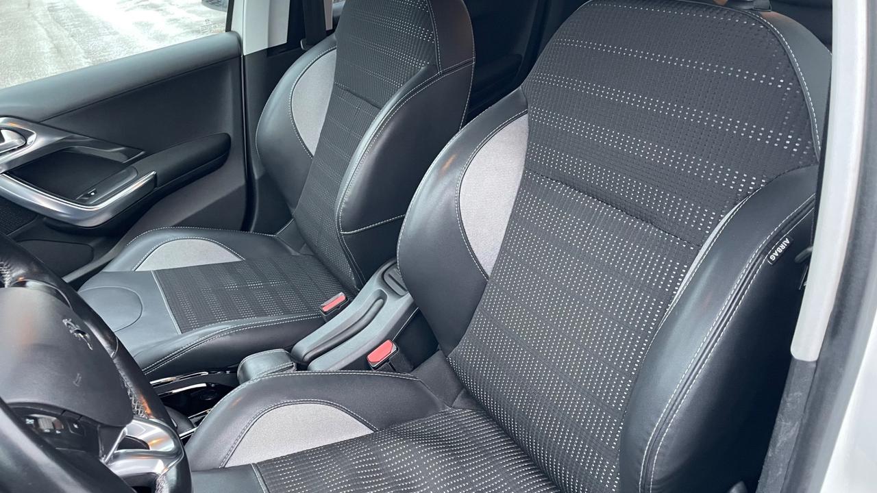 Peugeot 2008 BlueHDi 100 Black Matt "Euro6B"