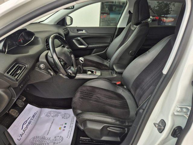 PEUGEOT 308 BlueHDi 120 S&S Allure