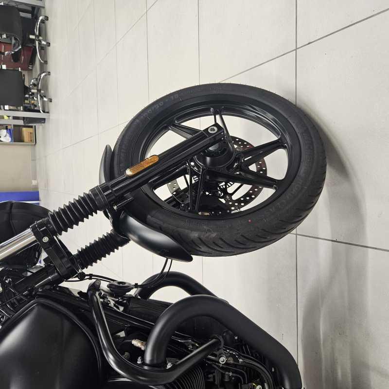 Moto Guzzi V7 Stone - 2026