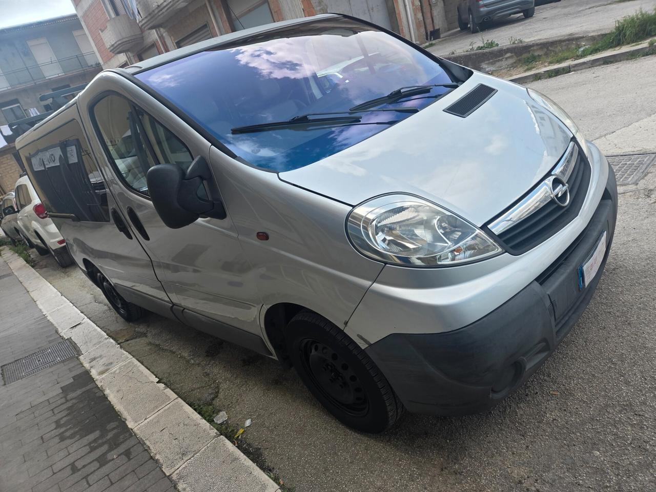 OPEL VIVARO 9 POSTI 2.0 115 CV KM CERTIFICATI