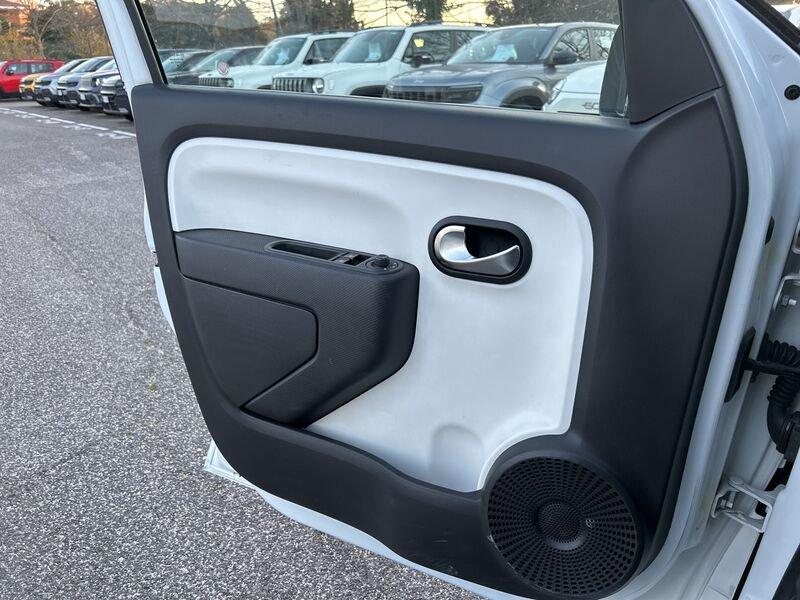 Renault Twingo III 2014 0.9 tce Lovely2 90cv edc