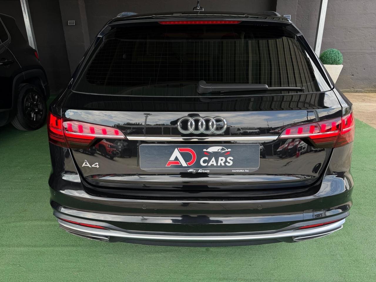 Audi A4 Avant 30 TDI/136 CV S tronic Business Advanced