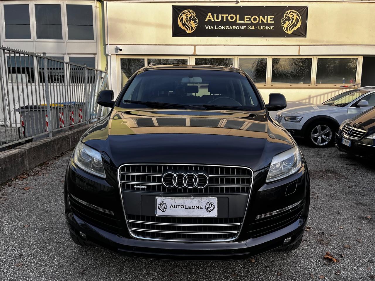 Audi Q7 3.0 V6 TDI GANCIO TRAINO quattro tiptronic