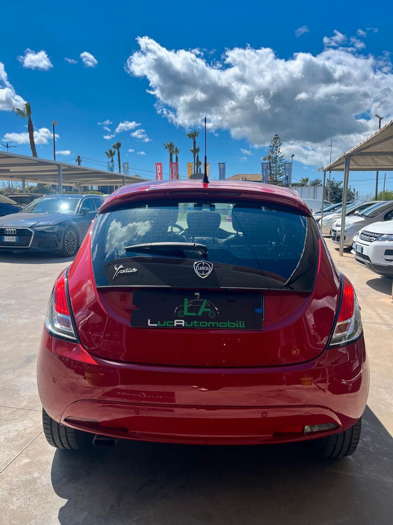 Lancia Ypsilon 1.2 69 CV 5 porte GPL Ecochic Gold