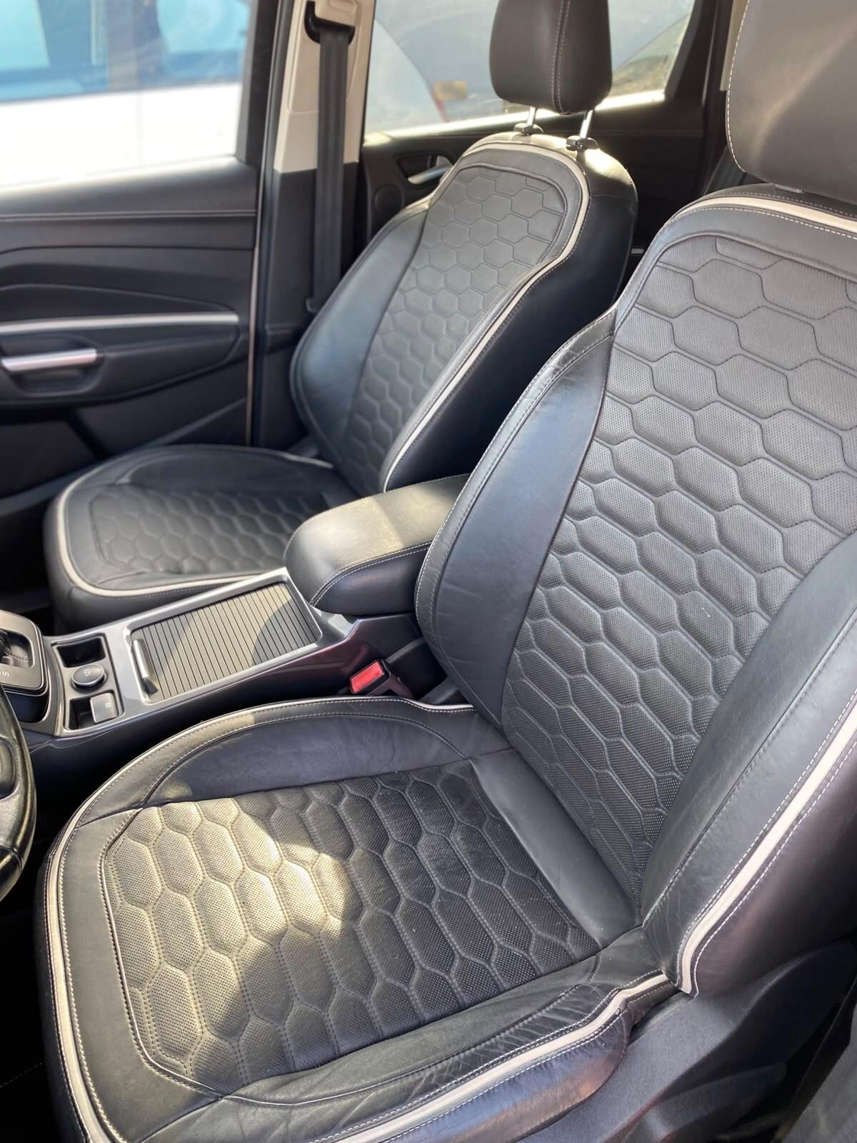 Ford Kuga 2.0 TDCI 180 CV S&S 4WD Powershift Vignale