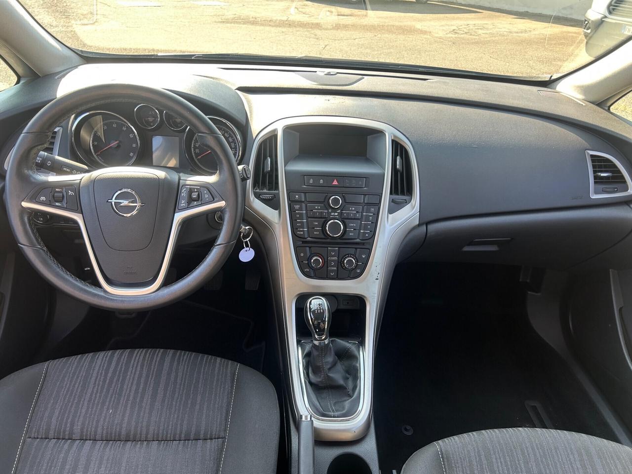 Opel Astra 1.4 140CV Sports Tourer
