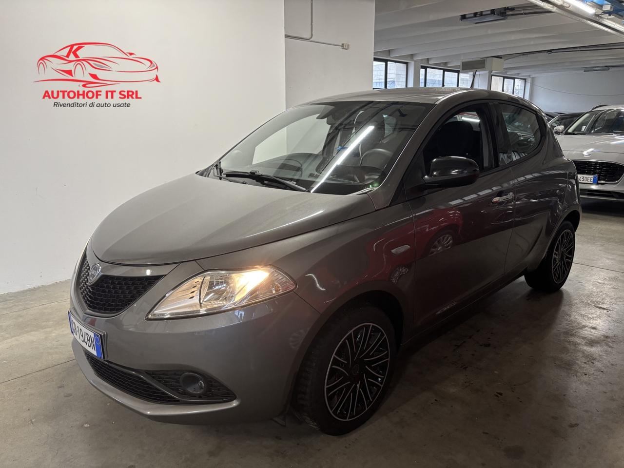 Lancia Ypsilon 1.0 | HYBRID GOLD | OK NEOPATENTATI