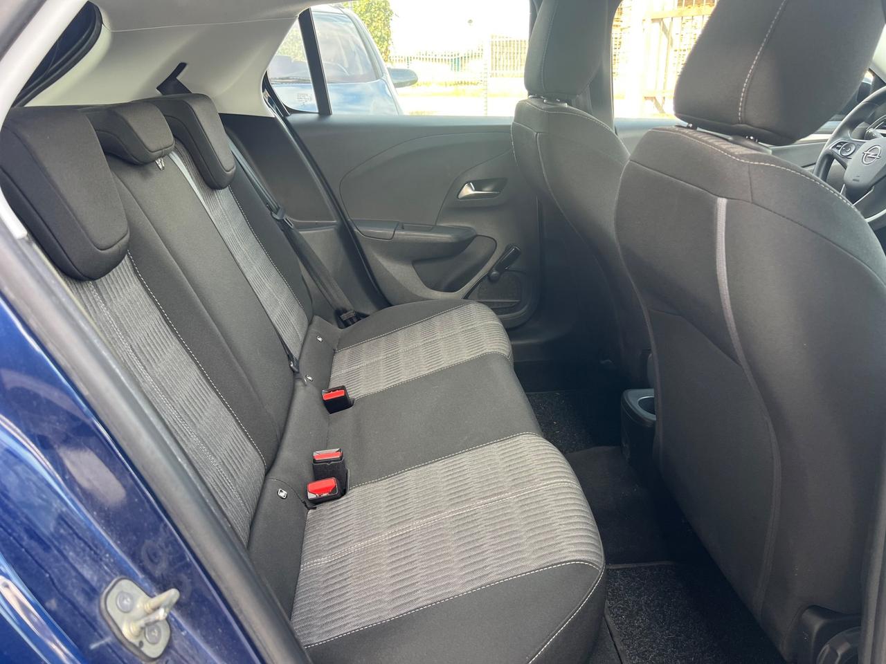 Opel Corsa 1.2 Edition NEOPATENTATI FINANZIABILE