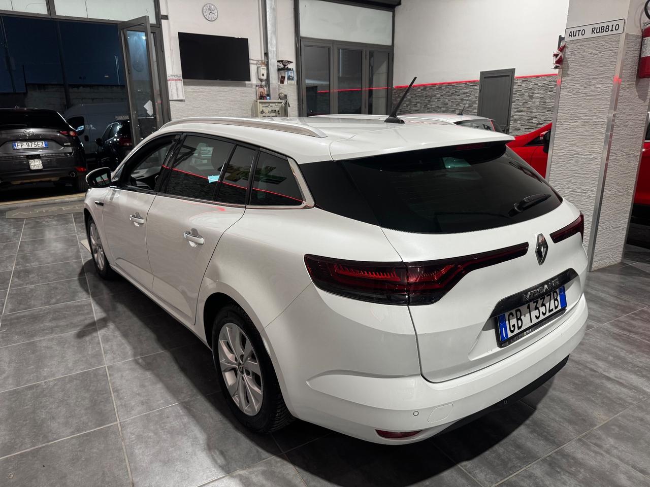 Renault Megane Mégane Sporter Blue dCi 115 CV EDC Business